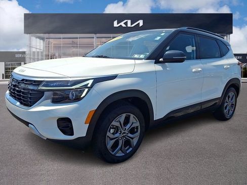 Certified 2024 Kia Seltos S AWD/4WD image 3