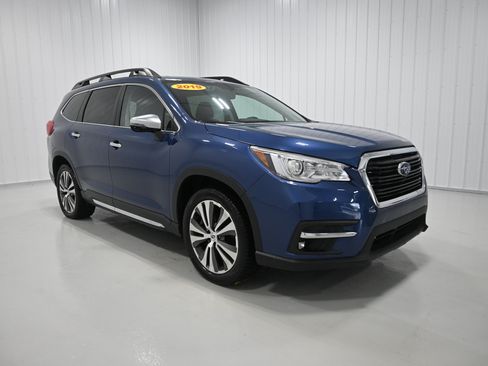 Used 2019 Subaru Ascent Touring AWD/4WD image 3
