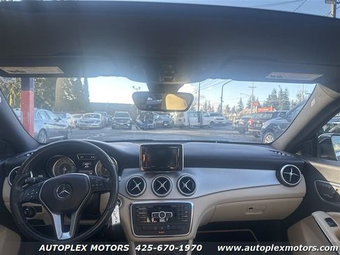Used 2014 Mercedes-Benz CLA 250 image 15