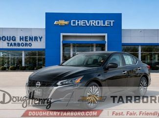 Used 2025 Nissan Altima 2.5 SV FWD video 1