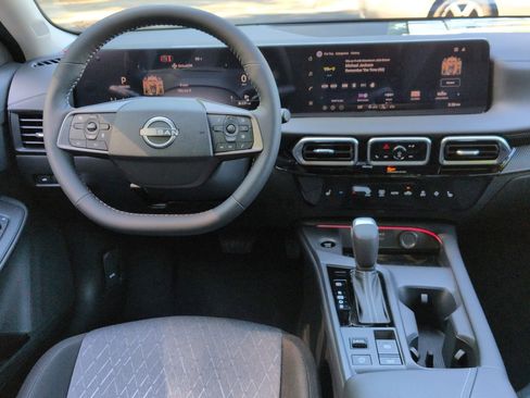 New 2026 Nissan Sentra SV w/ SV Convenience Package FWD image 30