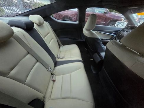 Used 2017 Honda Accord EX-L image 9