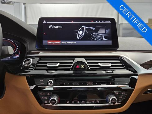 Certified 2023 BMW 540i w/ Premium Package RWD image 33