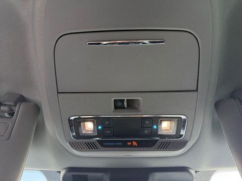 Used 2024 Ford F250 Lariat AWD/4WD image 24
