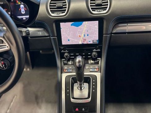 Used 2022 Porsche 718 Cayman GTS RWD image 23