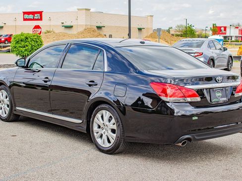 Used 2012 Toyota Avalon FWD image 7