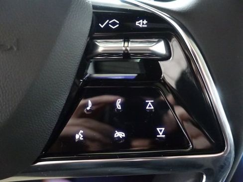 New 2026 Cadillac Escalade ESV Luxury image 13