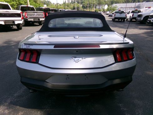 Used 2024 Ford Mustang Premium RWD image 9