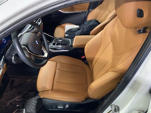 Used 2023 BMW 330i xDrive Sedan w/ Premium Package image 8