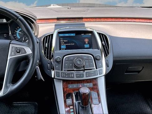 Used 2012 Buick LaCrosse Premium FWD image 6