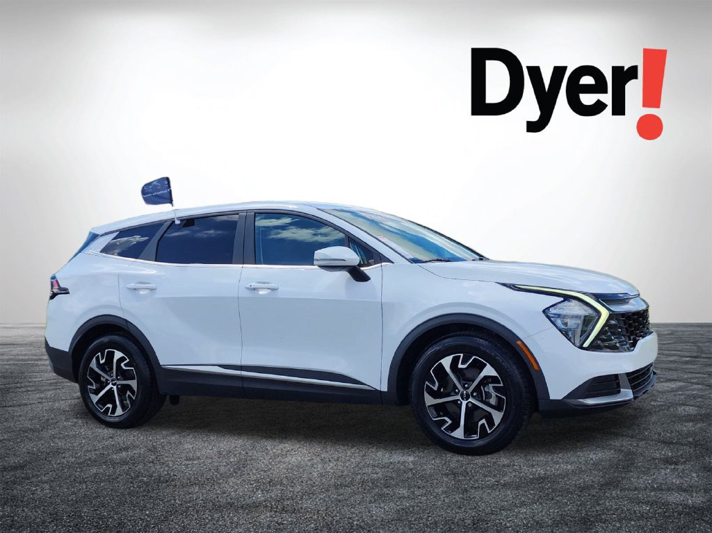 Certified 2023 Kia Sportage EX FWD image 2