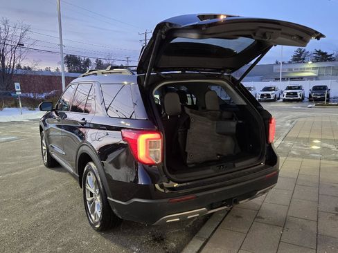 Used 2021 Ford Explorer XLT w/ Equipment Group 202A image 21