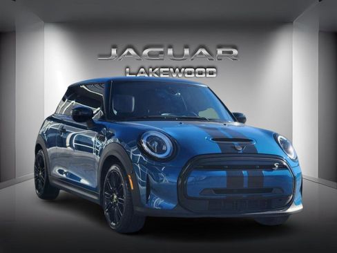 Used 2023 MINI Cooper SE image 5