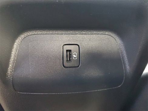 Used 2024 Nissan Sentra SV image 12