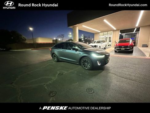 Used 2019 Tesla Model X Long Range image 1