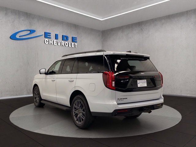 Used 2026 Ford Expedition Platinum w/ Stealth Appearance Package AWD/4WD image 13