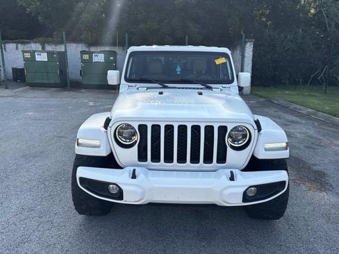 Used 2021 Jeep Gladiator Overland AWD/4WD image 2