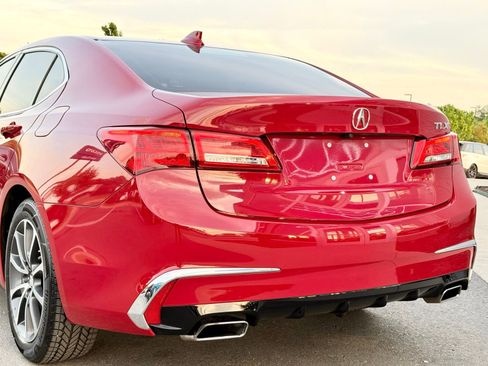 Used 2018 Acura TLX V6 w/ Technology Package image 3