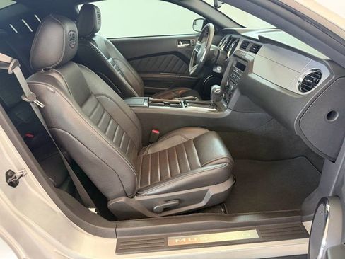 Used 2012 Ford Mustang Premium RWD image 16