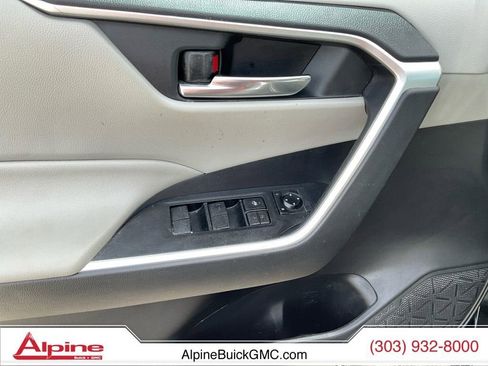 Used 2020 Toyota RAV4 XLE w/ Convenience Package AWD/4WD image 19