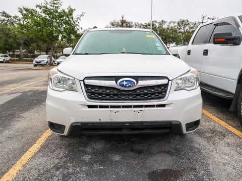 Used 2016 Subaru Forester 2.5i Premium w/ All-Weather Package image 4