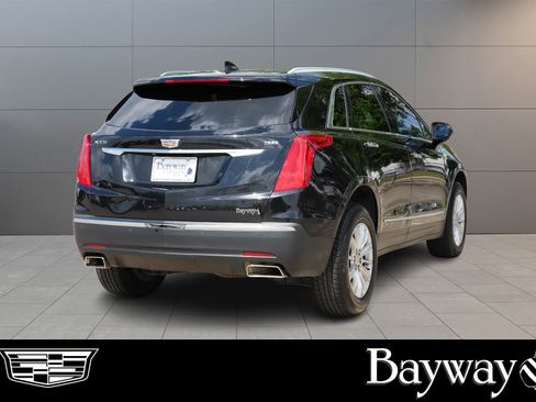 Used 2017 Cadillac XT5 FWD image 5