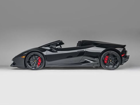 Used 2016 Lamborghini Huracan LP 610-4 AWD/4WD image 8