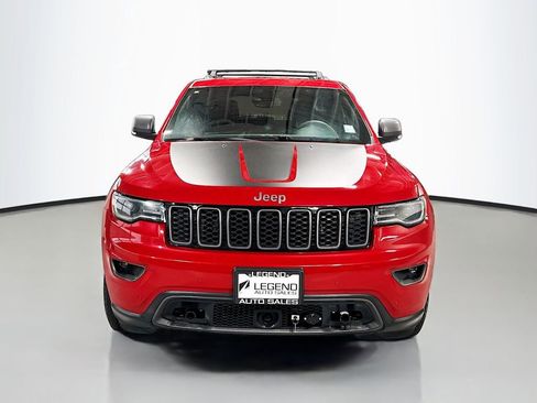 Used 2019 Jeep Grand Cherokee Trailhawk w/ Trailhawk Luxury Group AWD/4WD image 2