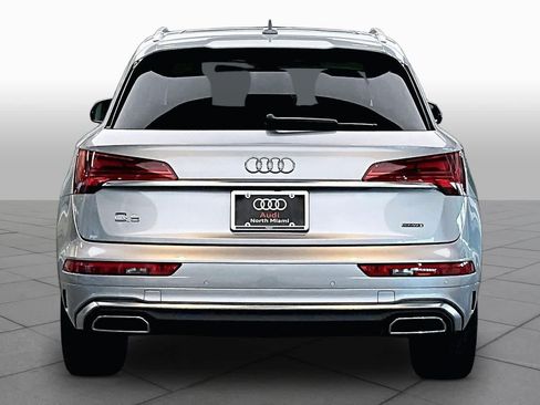 Used 2022 Audi Q5 2.0T Premium Plus AWD/4WD image 4