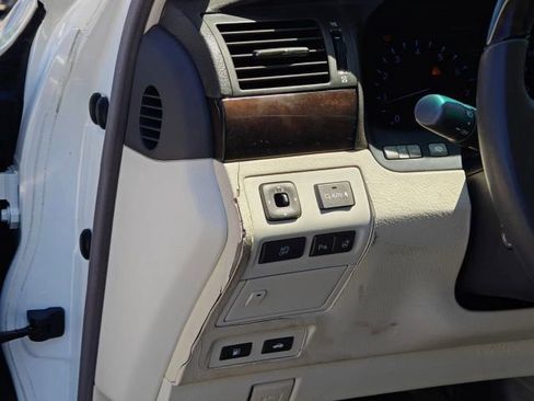 Used 2007 Lexus LS 460 RWD image 16