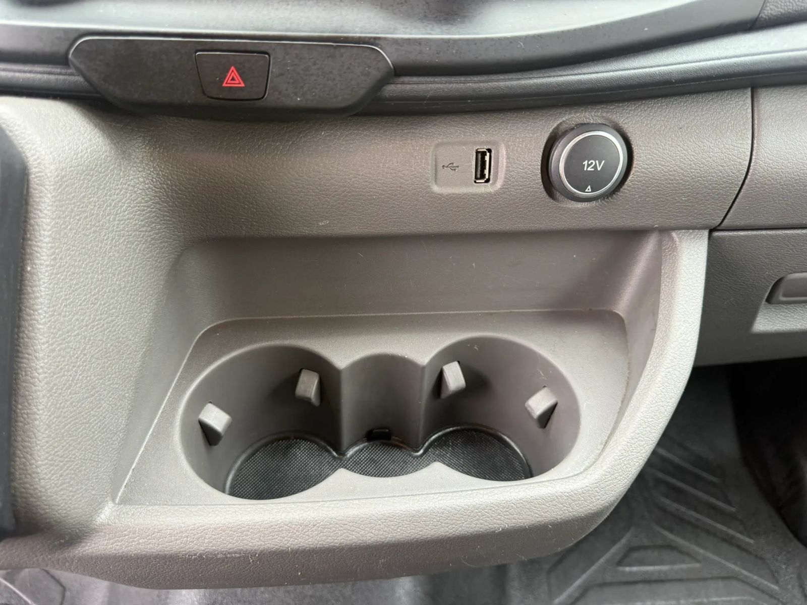 Used 2020 Ford Transit 250 Medium Roof w/ Load Area Protection Package RWD image 30