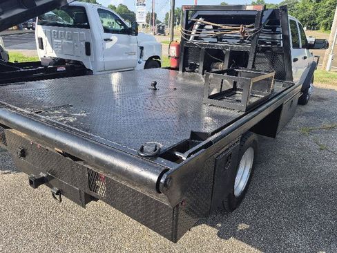Used 2018 RAM 5500 Tradesman w/ Ambulance Prep Group AWD/4WD image 3