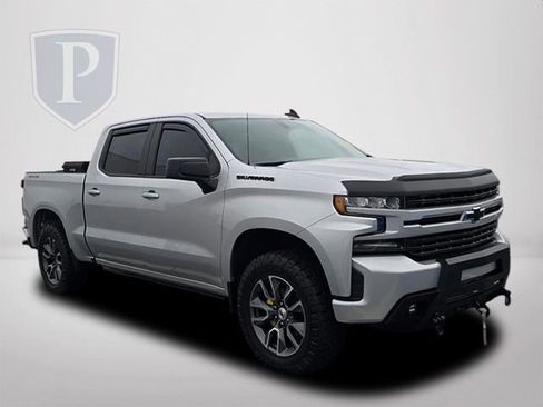 Used 2020 Chevrolet Silverado 1500 RST w/ All-Star Edition AWD/4WD image 2