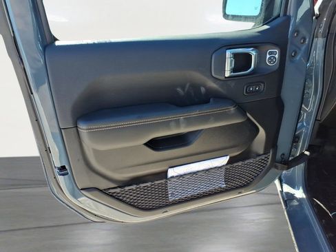 New 2026 Jeep Gladiator Mojave AWD/4WD image 14