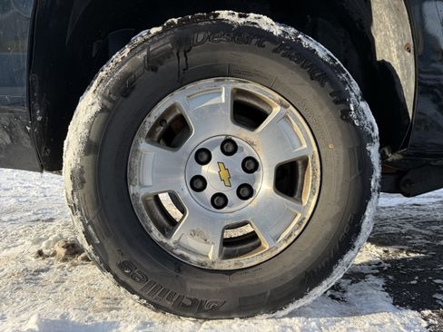 Used 2013 Chevrolet Suburban LT w/ Luxury Package image 35