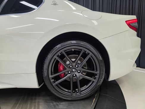 Used 2018 Maserati GranTurismo Sport image 41