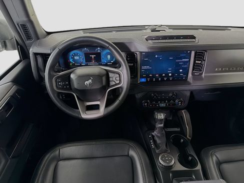 Certified 2025 Ford Bronco Badlands AWD/4WD image 26