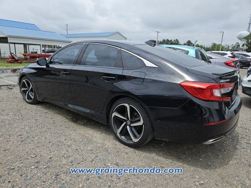 Used 2019 Honda Accord Sport image 10