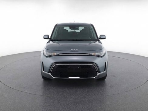 Used 2025 Kia Soul LX w/ LX Technology Package FWD image 2