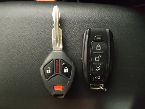 Used 2015 Mitsubishi Outlander Sport ES image 32