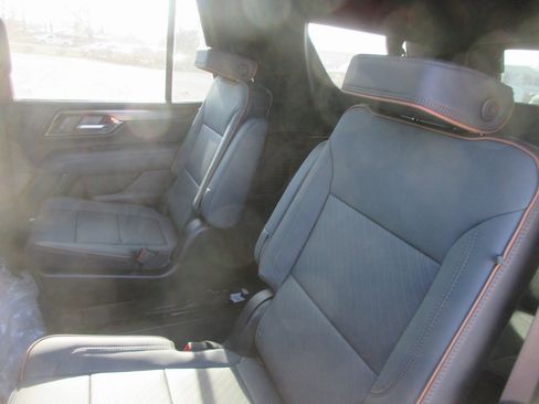 New 2026 GMC Yukon AT4 w/ AT4 Premium Plus Package image 13