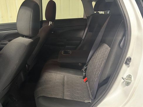 Used 2023 Mitsubishi Outlander Sport ES image 13