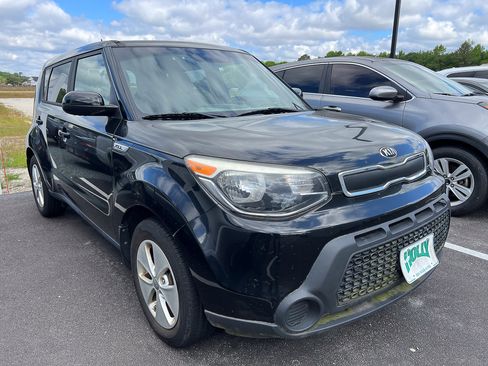 Used 2015 Kia Soul FWD image 7