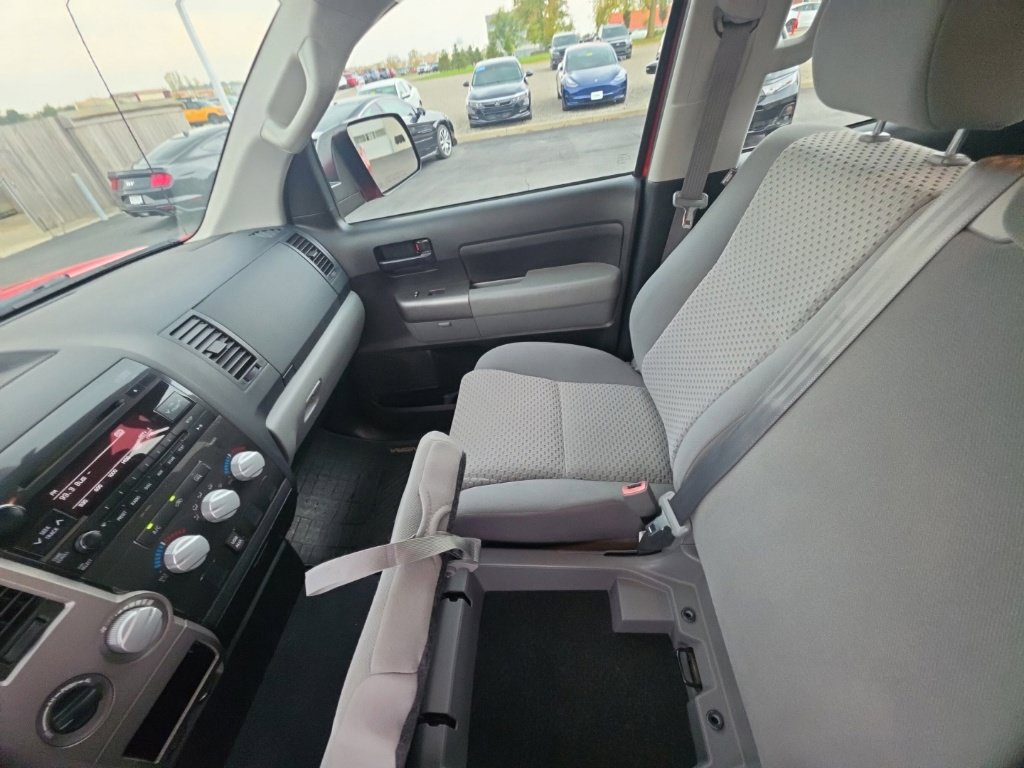 Used 2012 Toyota Tundra 4x4 Double Cab w/ Tow Pkg image 24