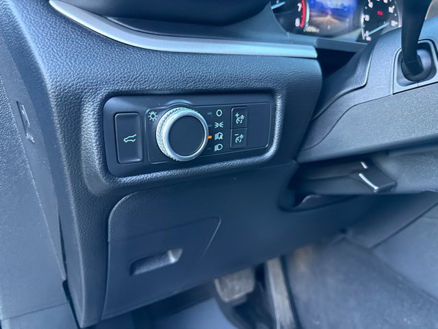 Used 2022 Ford Explorer XLT AWD/4WD image 12