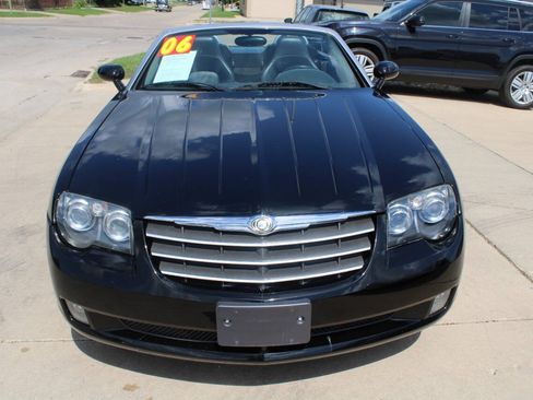 Used 2006 Chrysler Crossfire Limited RWD image 7