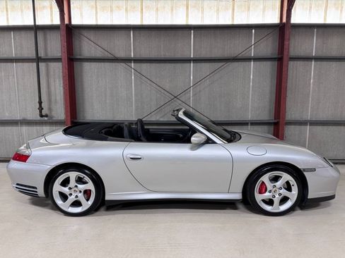 Used 2004 Porsche 911 Carrera 4S AWD/4WD image 39