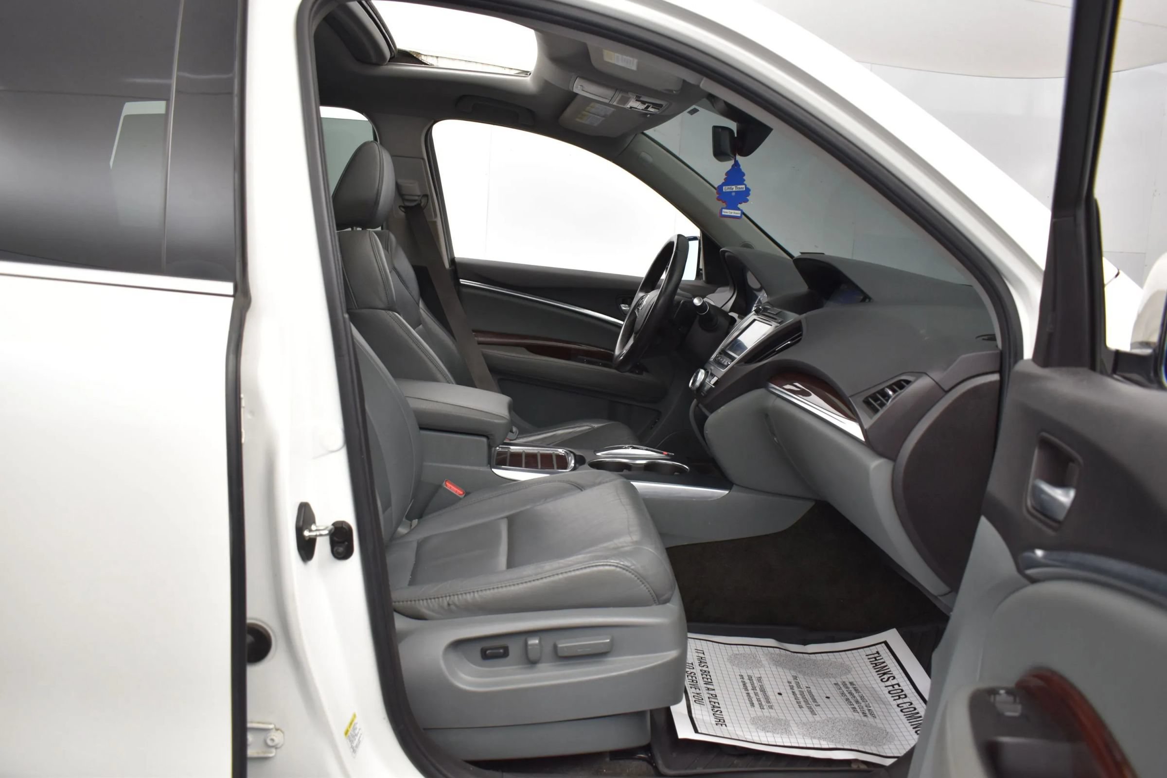 Used 2016 Acura MDX w/ Technology Package FWD image 17