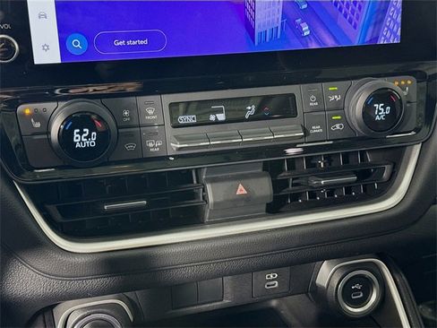 Certified 2024 Toyota Grand Highlander XLE image 15