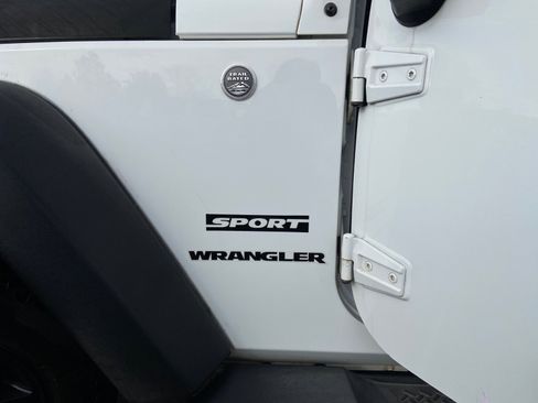 Used 2017 Jeep Wrangler Sport w/ Quick Order Package 24S image 23